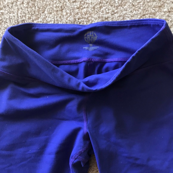 REI Purple-Blue Yoga Crop Pant - Picture 2 of 4
